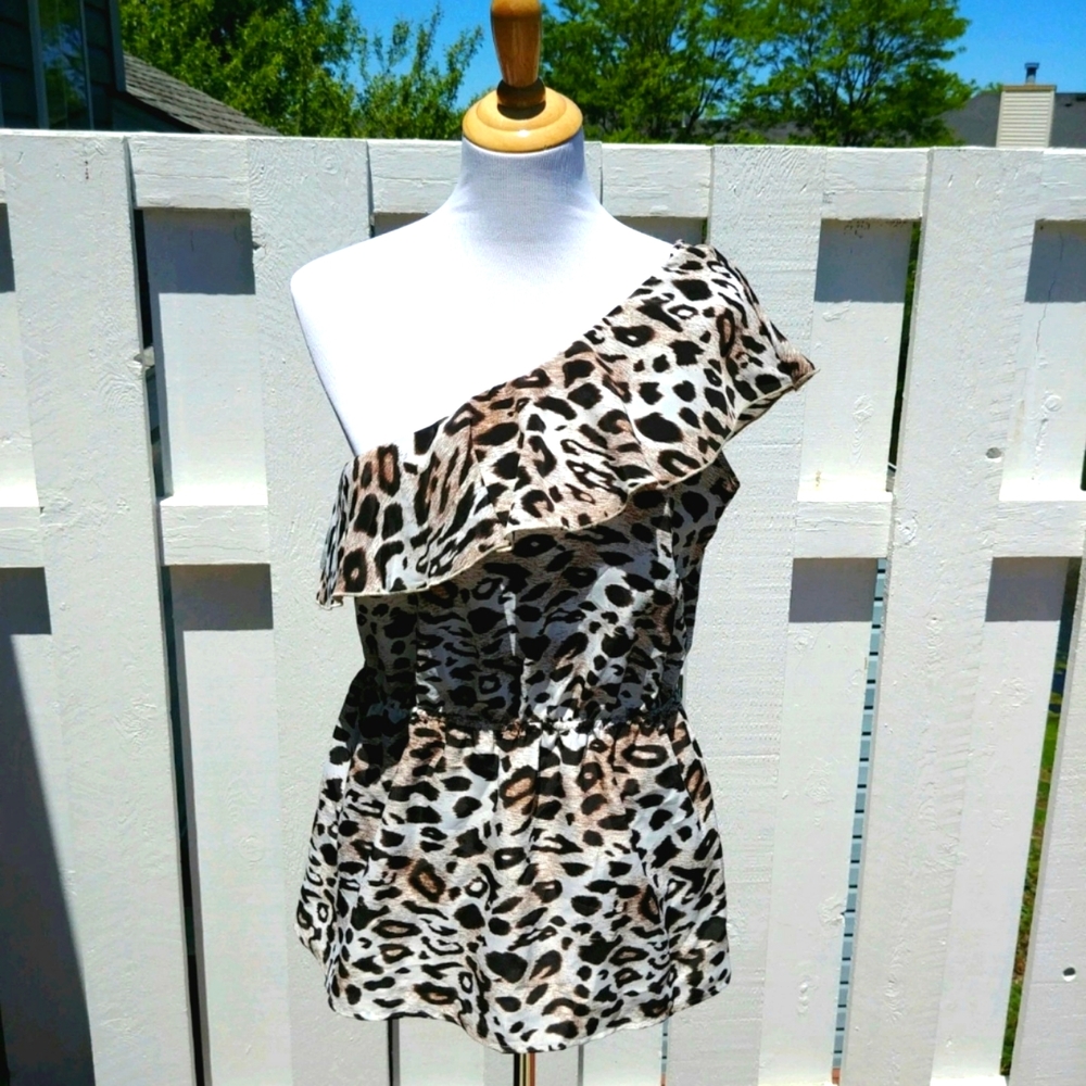 Womens Off the Shoulder Top - Size L/12